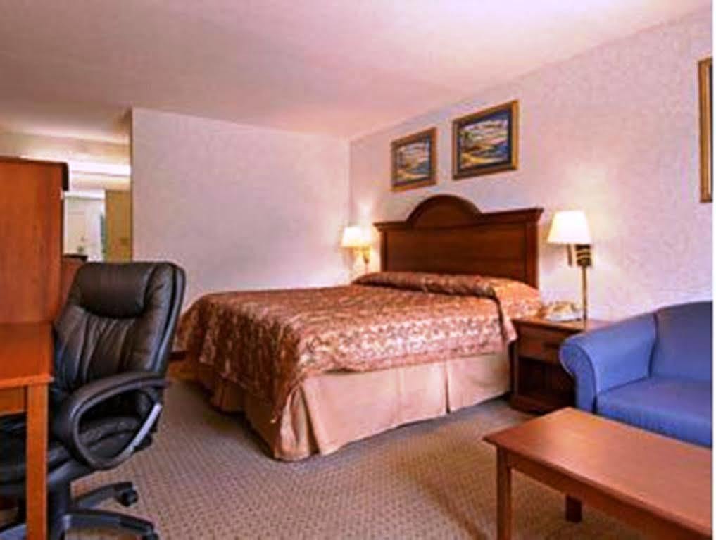 Hotel Baymont By Wyndham Troy Exterior foto